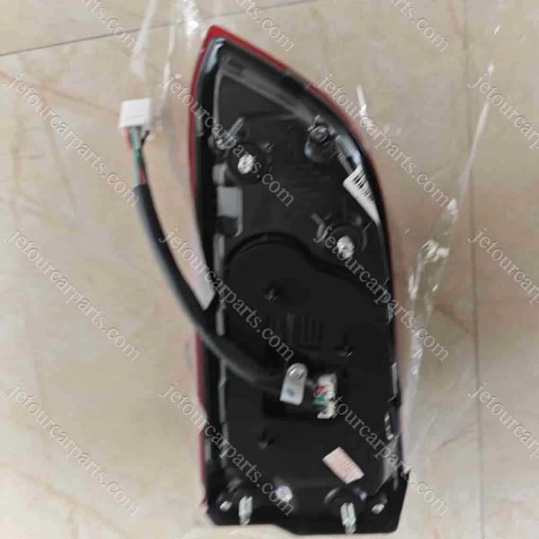 f01-4433040 tail lamp-right 403