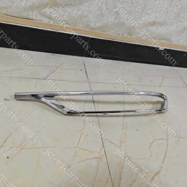 f08-2804506fl right rear fog lamp trimstrip 562