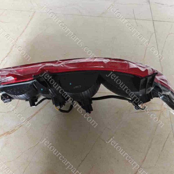 f08-4433010 taillamp-left 592