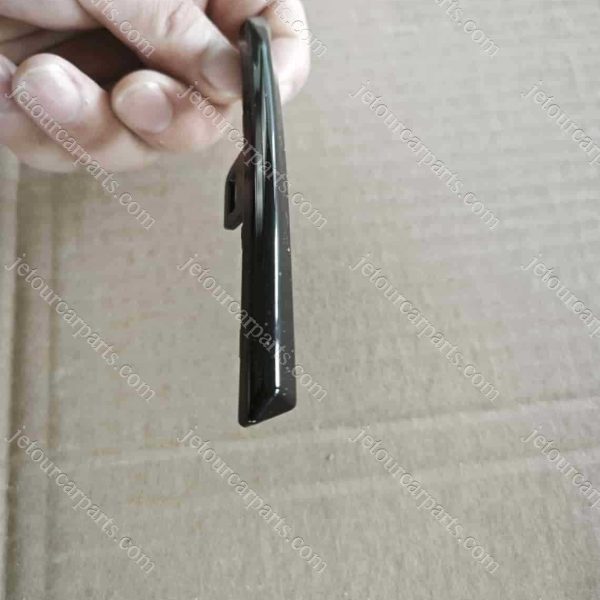 f16-2803558ca-dq grille bright strip 12-dq 1685