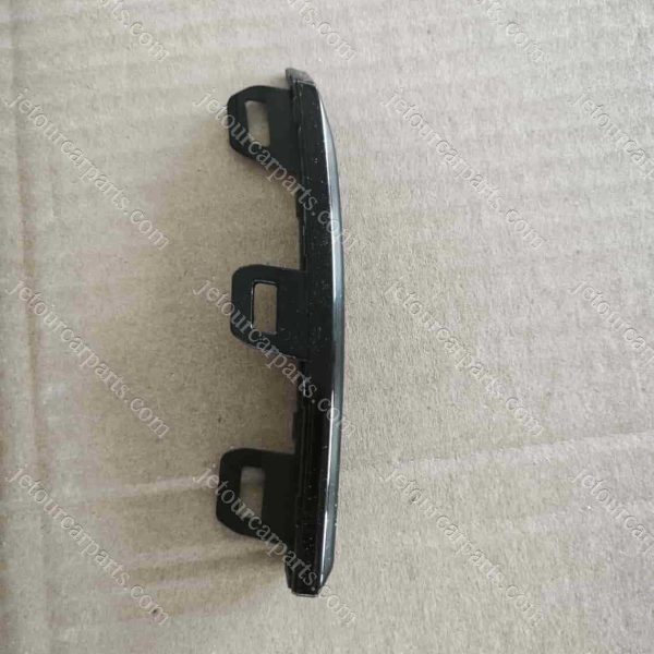 f16-2803558ca-dq grille bright strip 12-dq 1686