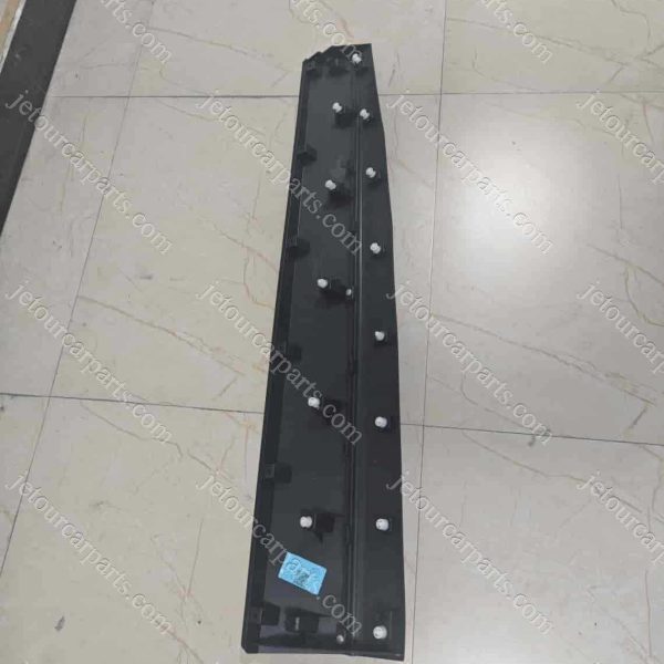 f16-5500220ca trim panel assy-front door right 846