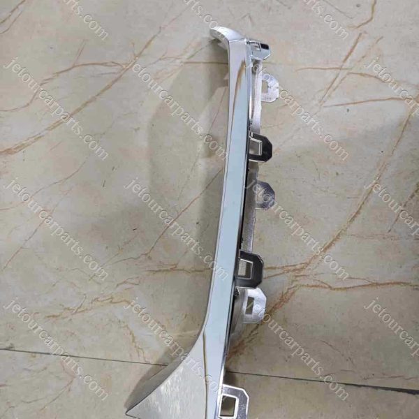 f18-2803513 trim stripe-cover of drl left 968