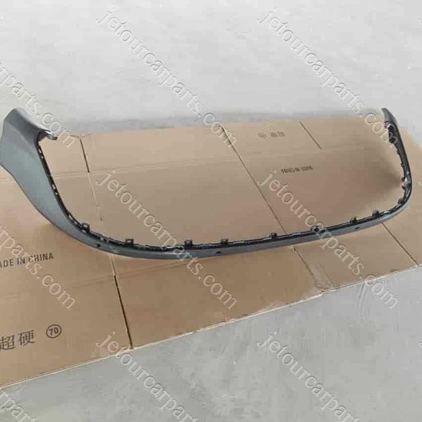 f18-2804505 mid trim-rear bumper 1540