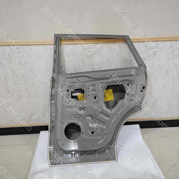 f18-6201020-dy rear door right 1145