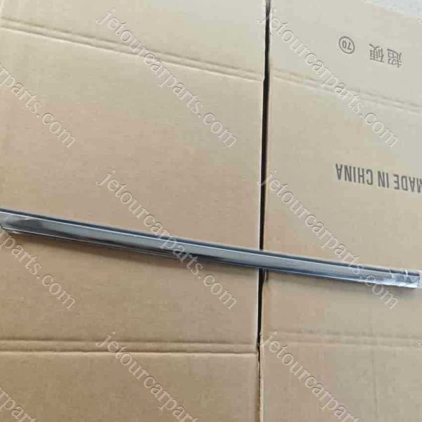 f18-6207210 trim strip-rear door left 1146