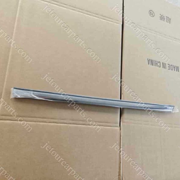 f18-6207220 trim strip-rear door right 1149