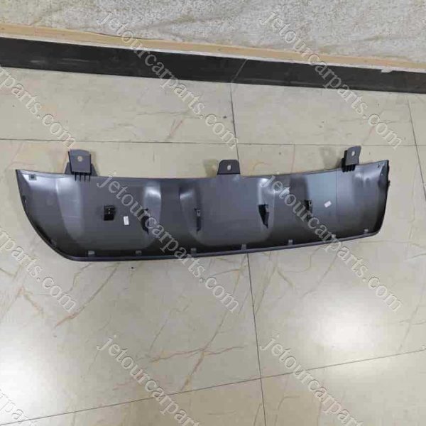 f20-2804515 lwr trim pnl-rear bumper 1233