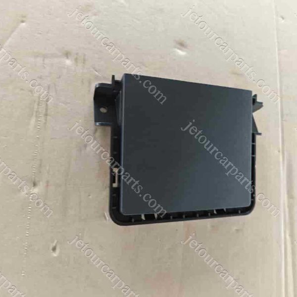 f26-2804517 a towing hook cover in the middle of the 1770